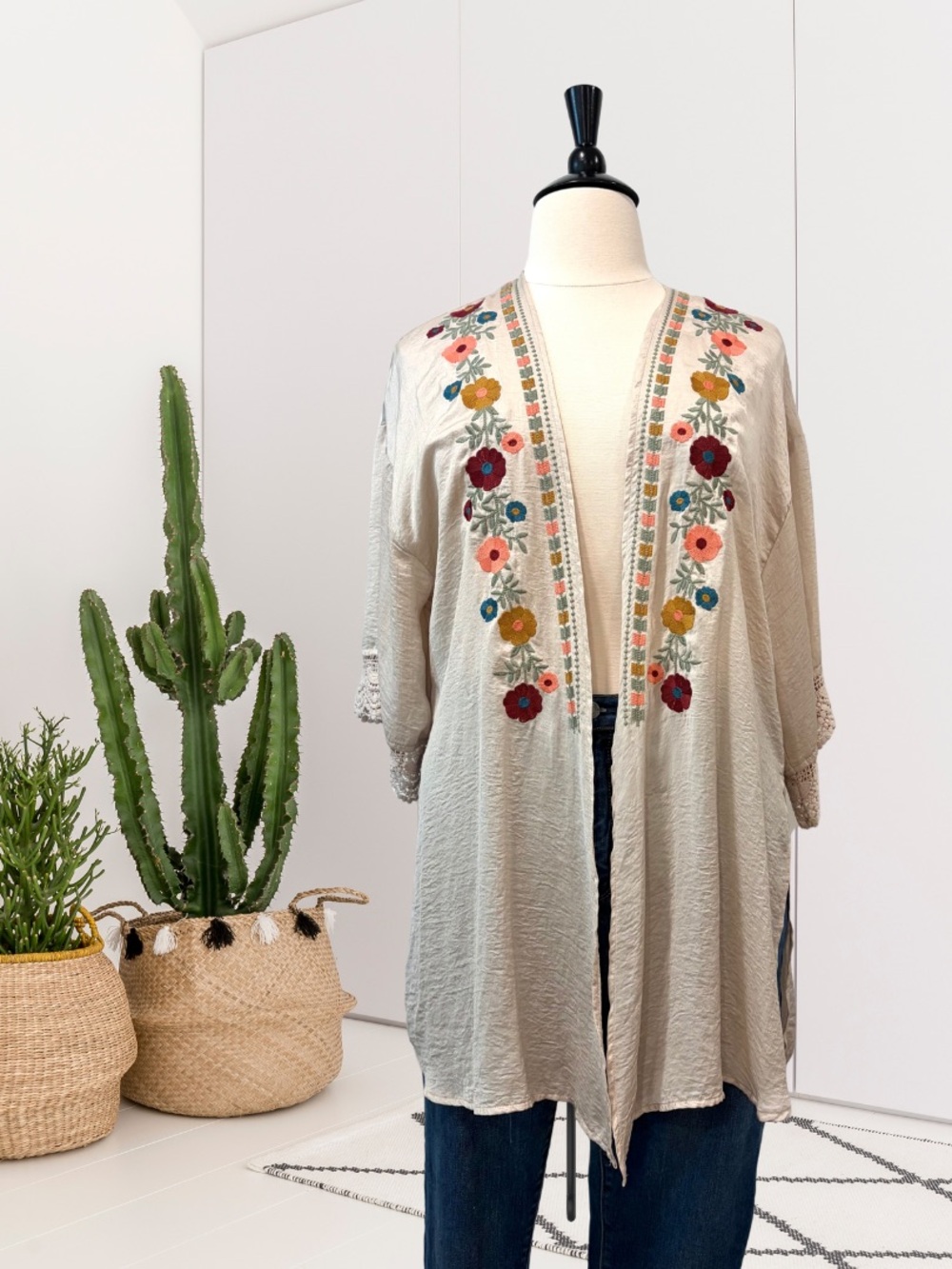 Entro Floral Embroidered Open Front Kimono Satin Cardigan Top
